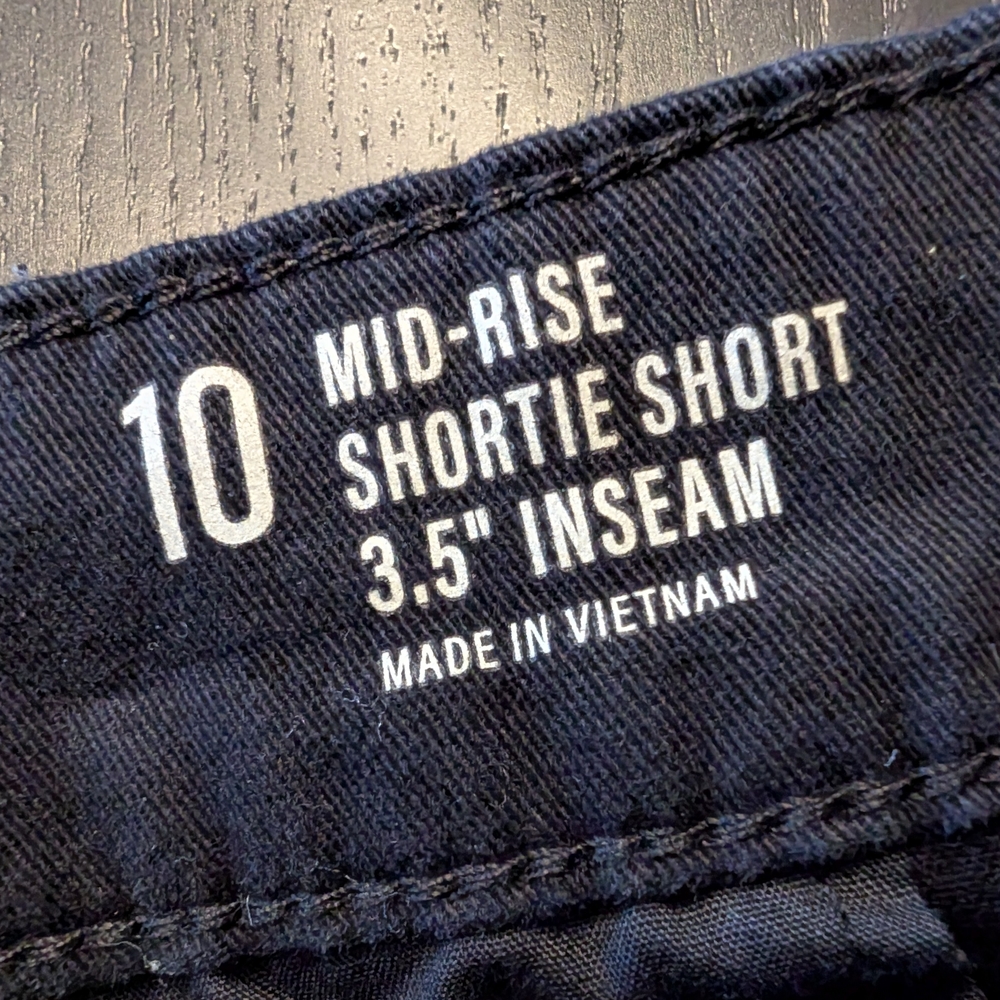 a.n.a Women's Black Jean Shorts - Picture 5 of 8